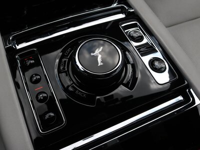 2019 ROLLS-ROYCE CULLINAN — фото 46