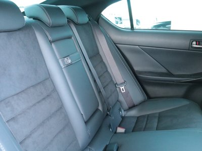 2024 Lexus IS — миниатюра 41