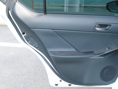 2024 Lexus IS — миниатюра 28