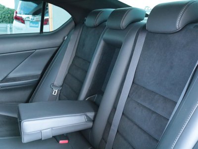 2024 Lexus IS — миниатюра 39