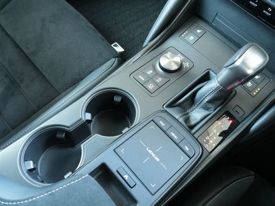 2024 Lexus IS — миниатюра 43