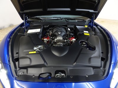 صورة 11 لـ 2016 Maserati GRANTURISMO