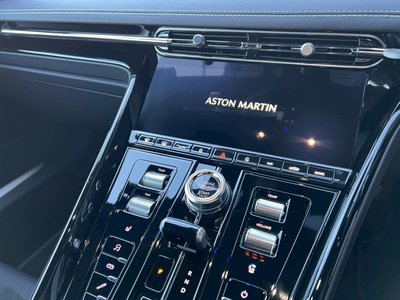 صورة مصغرة 52 لـ 2025 Aston Martin DB12