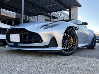 صورة 10 لـ 2025 Aston Martin DB12