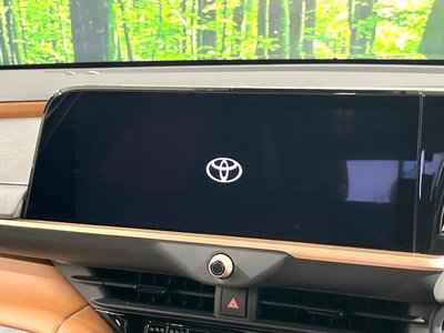 صورة 4 لـ 2025 Toyota CROWN ESTATE
