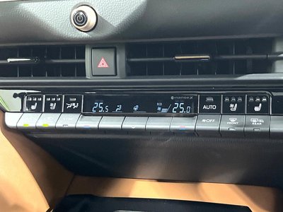 2025 Toyota CROWN ESTATE — миниатюра 42