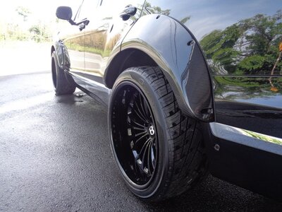 2017 Bentley BENTAYGA — миниатюра 8