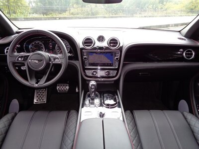2017 Bentley BENTAYGA — миниатюра 16
