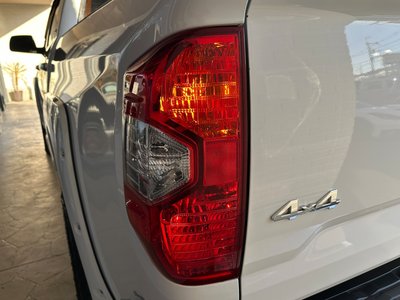 صورة 41 لـ 2017 Toyota TUNDRA