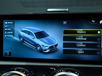 2022 Mercedes-BENZ CLA AMG thumbnail 45