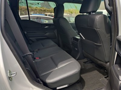 2025 Toyota LAND CRUISER 250 — миниатюра 6