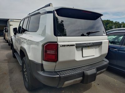2025 Toyota LAND CRUISER 250 — миниатюра 3