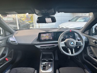 2025 BMW 1 SERIES thumbnail 33