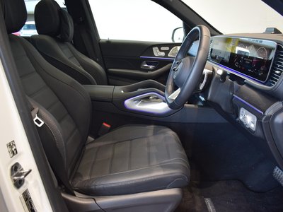 2025 Mercedes-BENZ GLS photo 7