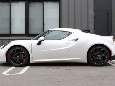 2018 ALFA Romeo 4C — миниатюра 30