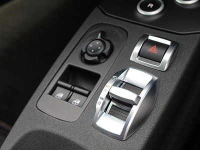 2018 ALFA Romeo 4C — миниатюра 21