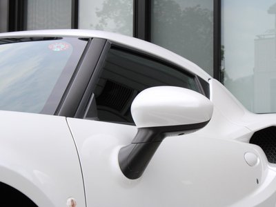 2018 ALFA Romeo 4C — миниатюра 32