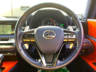 صورة مصغرة 8 لـ 2017 Lexus LC