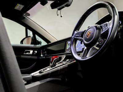 2018 Porsche PANAMERA — фото 17