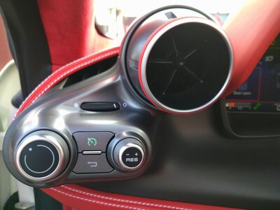2022 Ferrari F8 SPIDER 缩略图 23