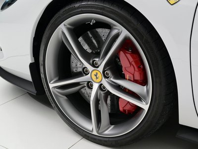 2023 Ferrari 296 GTB thumbnail 17