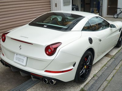 2016 Ferrari CALIFORNIA T 照片 9