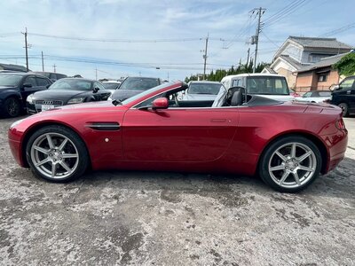 صورة 7 لـ 2010 Aston Martin V8 VANTAGE ROADSTER