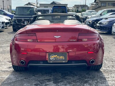 صورة 11 لـ 2010 Aston Martin V8 VANTAGE ROADSTER