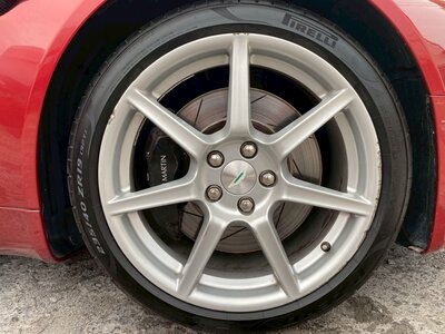 صورة 50 لـ 2010 Aston Martin V8 VANTAGE ROADSTER