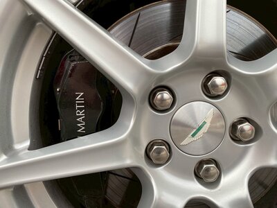 صورة 52 لـ 2010 Aston Martin V8 VANTAGE ROADSTER