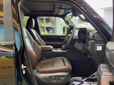 صورة 7 لـ 2025 Toyota LAND CRUISER 250