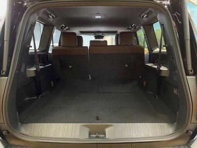 صورة 10 لـ 2025 Toyota LAND CRUISER 250