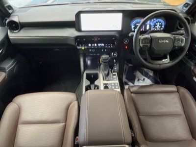 صورة 2 لـ 2025 Toyota LAND CRUISER 250