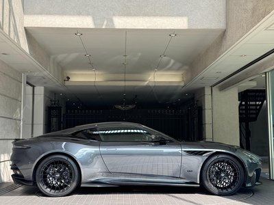 2024 Aston Martin DBS SUPERLEGGERA — фото 10