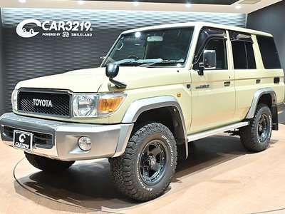 2015 Toyota LAND CRUISER 70 photo 1
