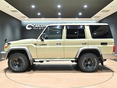 2015 Toyota LAND CRUISER 70 photo 5