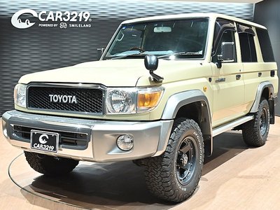 2015 Toyota LAND CRUISER 70 thumbnail 33