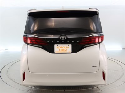 2023 Toyota ALPHARD photo 4