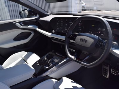صورة 37 لـ 2025 AUDI A5 AVANT
