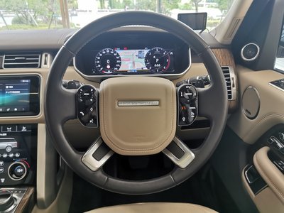 2021 LAND Rover RANGE ROVER thumbnail 32
