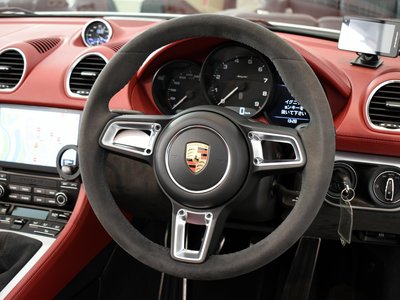 2021 Porsche 718 SPYDER photo 7