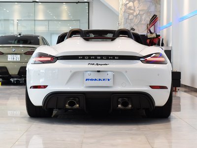 2021 Porsche 718 SPYDER thumbnail 37