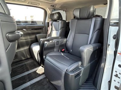 صورة 29 لـ 2021 Toyota ALPHARD