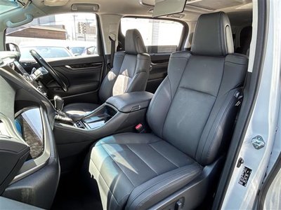 صورة 30 لـ 2021 Toyota ALPHARD