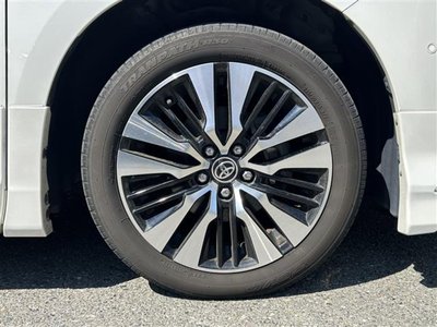 صورة 40 لـ 2021 Toyota ALPHARD