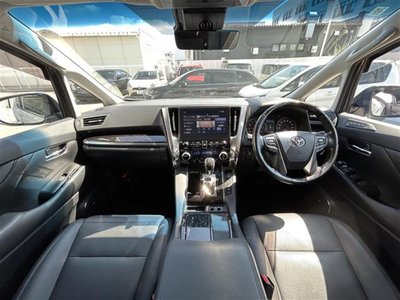 صورة 42 لـ 2021 Toyota ALPHARD