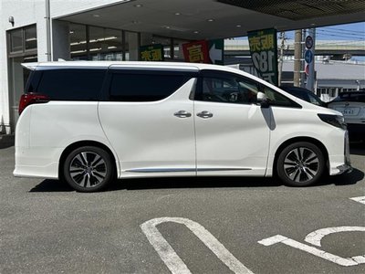 صورة 33 لـ 2021 Toyota ALPHARD