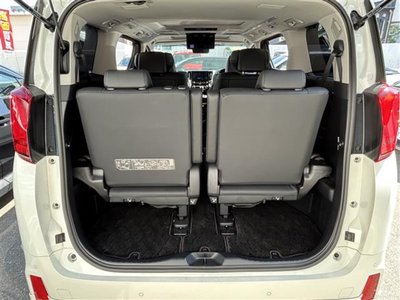 صورة 28 لـ 2021 Toyota ALPHARD