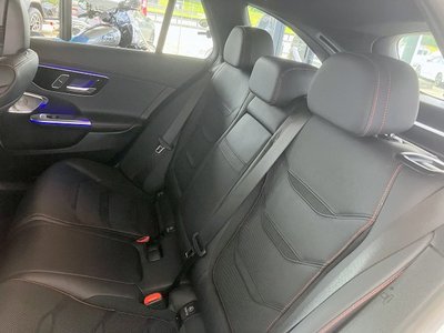 2023 Mercedes-BENZ C-CLASS AMG — фото 13