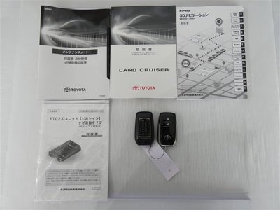 صورة مصغرة 8 لـ 2020 Toyota LAND CRUISER 200